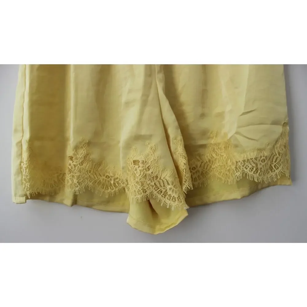 Old Navy Womens High-Waisted Lace-Trim Satin Shorts Sunbeam Size L NWT
